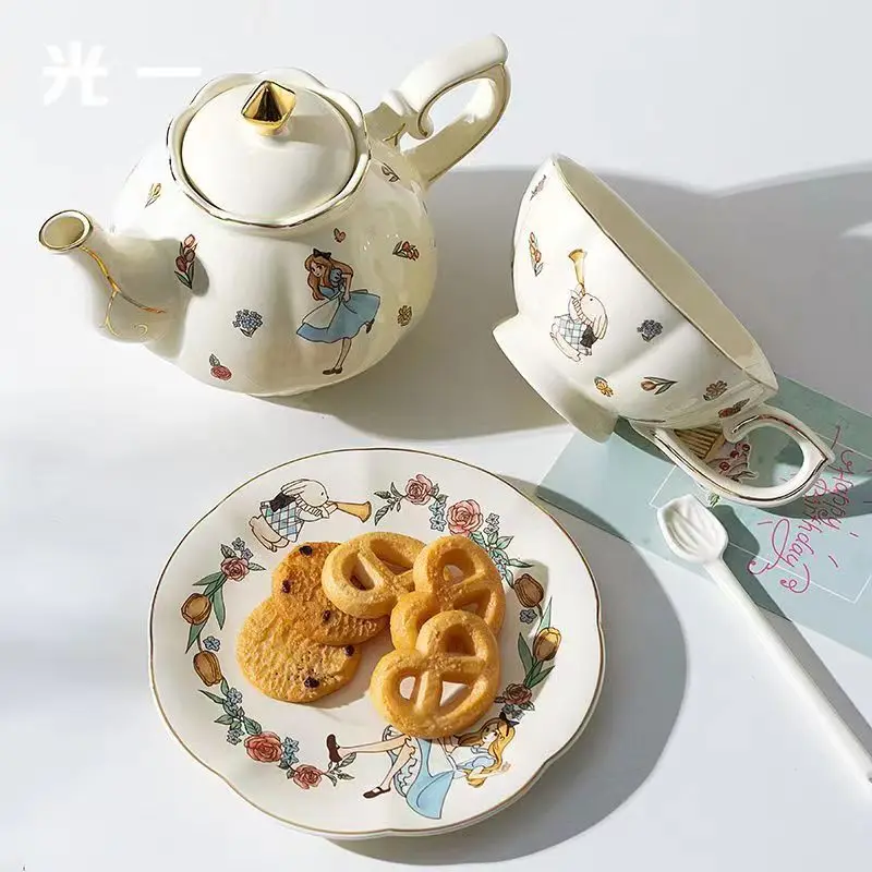 ชุดน้ำชาและกาแฟเซรามิก Alice ล - Coffee Tea Set บทวิจารณ์และราคา